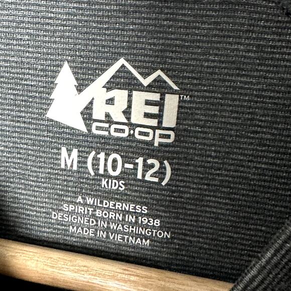REI Long sleeve Base layer Kids Medium (10-12) - Picture 3 of 3